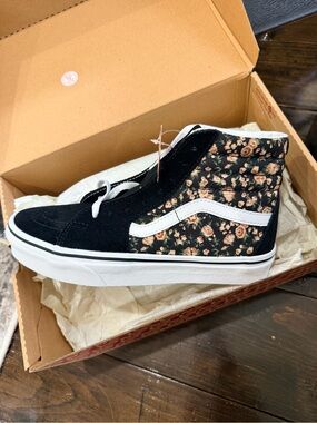 Vans Women’s Size 7 Floral & Black and White High-Top Sneakers